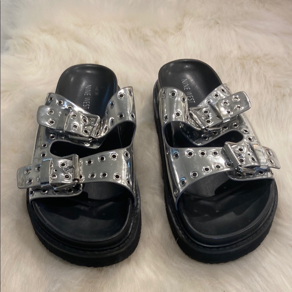 Nine West Silver Sandals with Rhinestone Embellishments